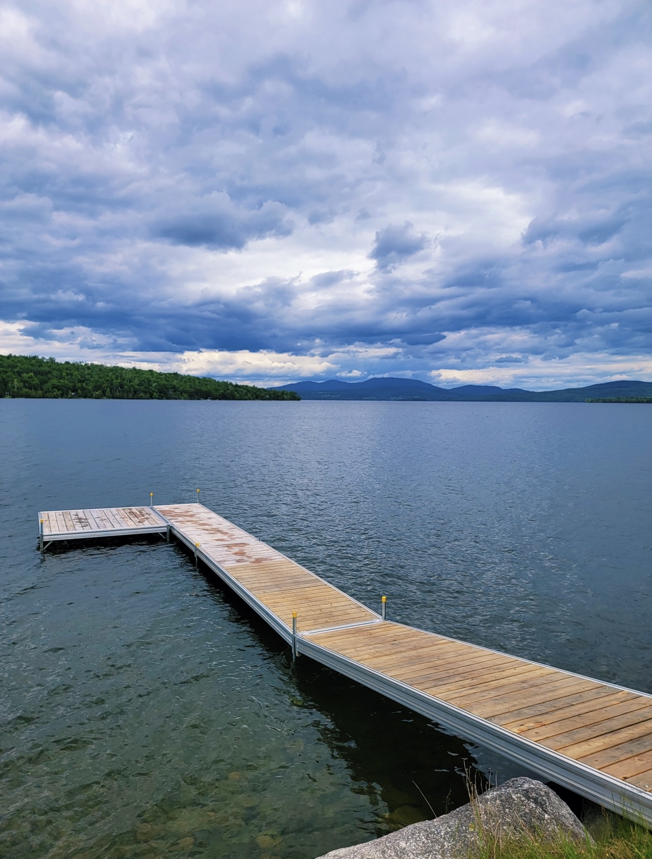 western red cedar wood boat floating dock