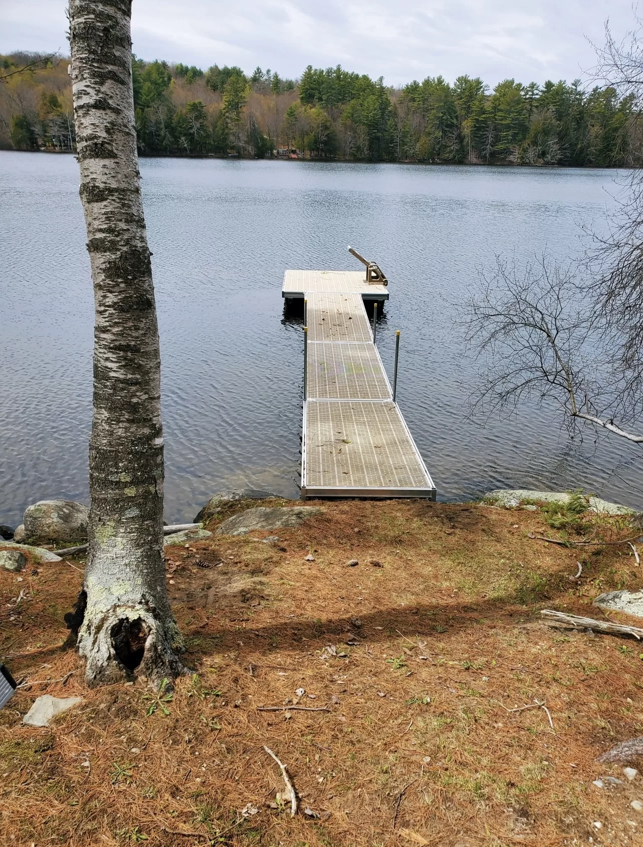 heavy-duty aluminum frame thruflow floating dock