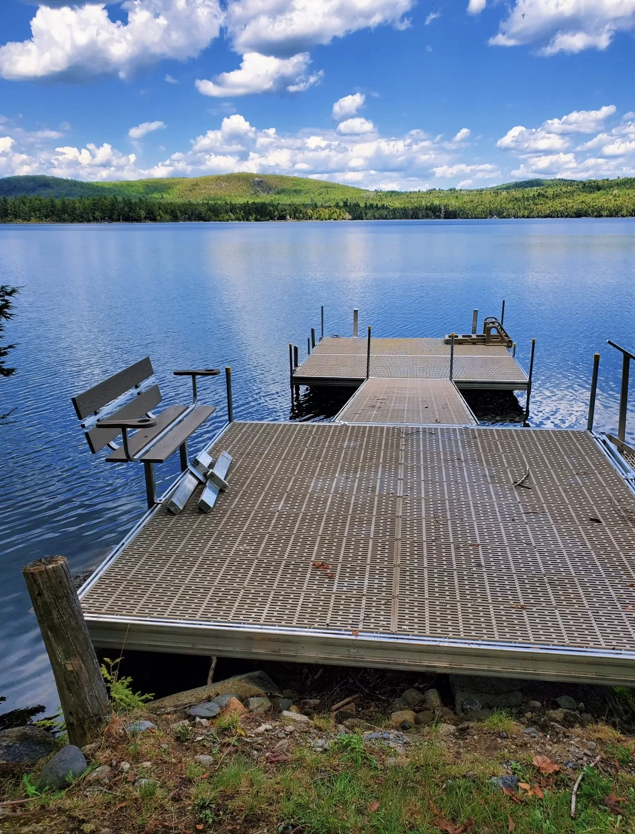 heavy-duty aluminum frame thruflow floating dock